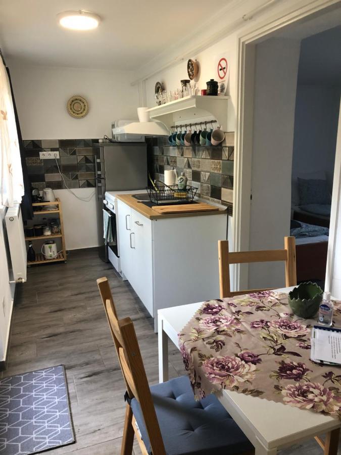Dália apartman Gyömrő Esterno foto