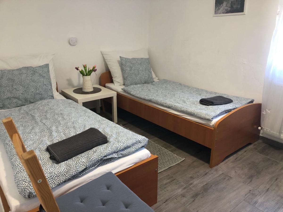 Dália apartman Gyömrő Esterno foto